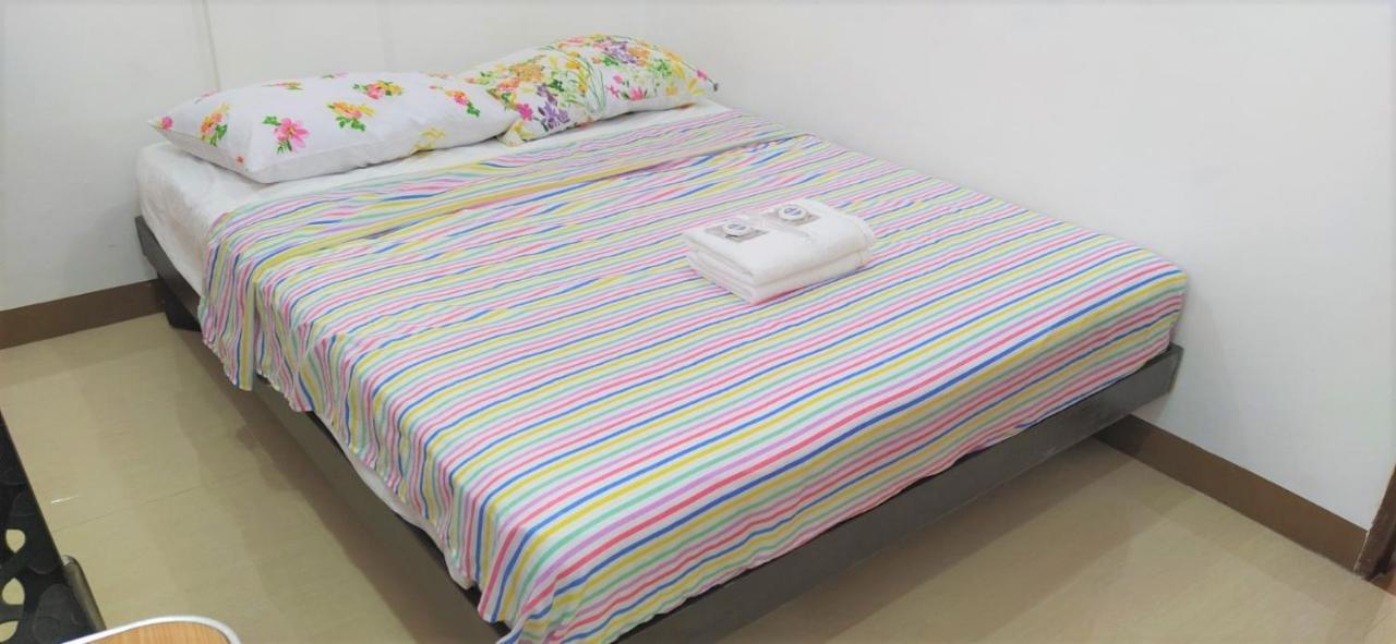 Jb Valdres Apartment Manila Ngoại thất bức ảnh